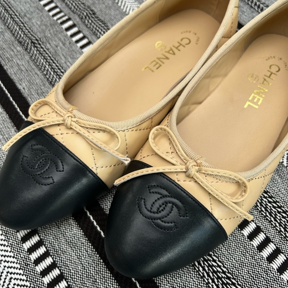 Quilted ballet flat - Picture 8 of 14